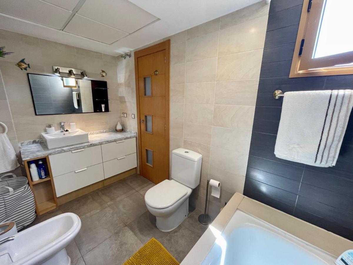 Apartamento Modern 2-Floor Penthouse With Sea Views - Sleeps 7 Finestrat Exterior foto