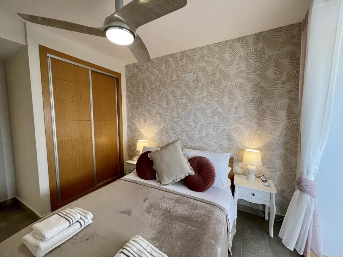 Apartamento Modern 2-Floor Penthouse With Sea Views - Sleeps 7 Finestrat Exterior foto